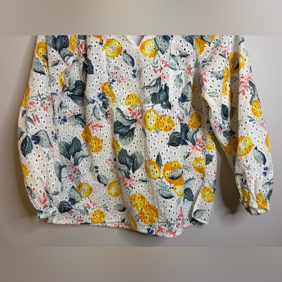 Women’s Chico's lemon floral print eyelet boho top- Chico’s size 1/8-10 - Picture 3 of 8